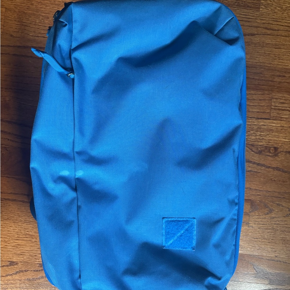 Evergoods Civic Panel Loader 28L Signal Blue